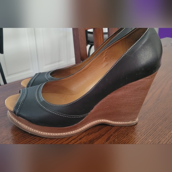 Womens KORS Michael Kors open toe wedges size 10 - Picture 2 of 4